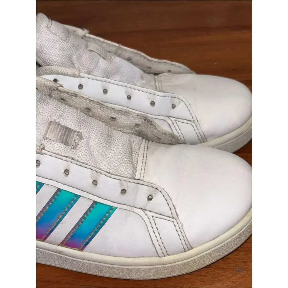 Adidas Kids White Sneakers with Iridescent Stripes size 2
